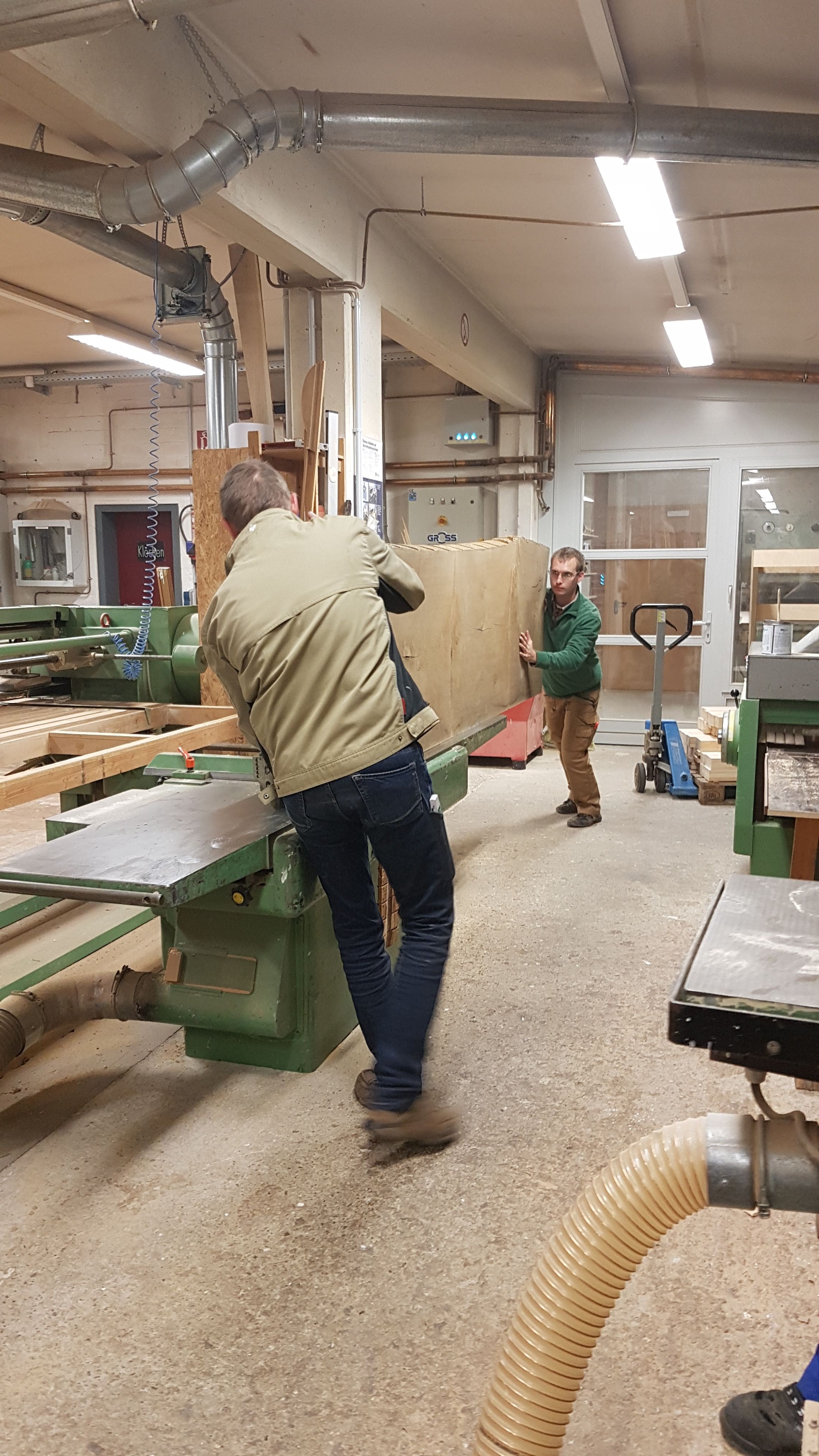 Rosien Fensterbau - feine Möbel / Treppen