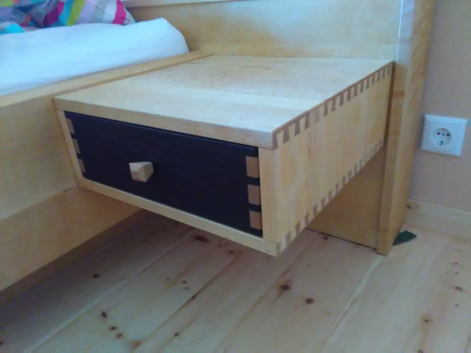 Rosien Fensterbau - feine Möbel / Treppen